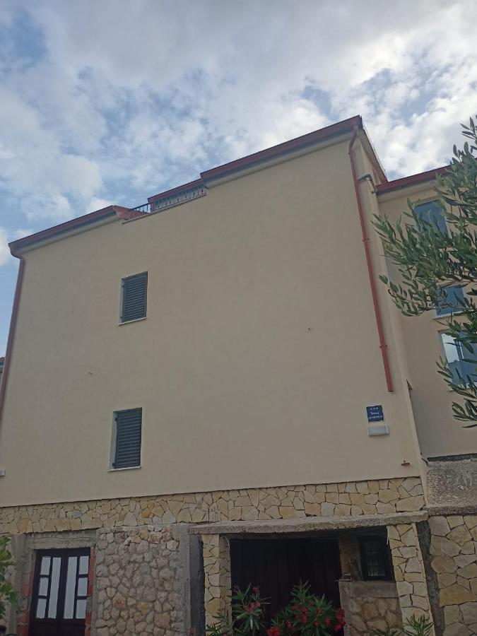 Apartmani Laura Sibenik Ngoại thất bức ảnh